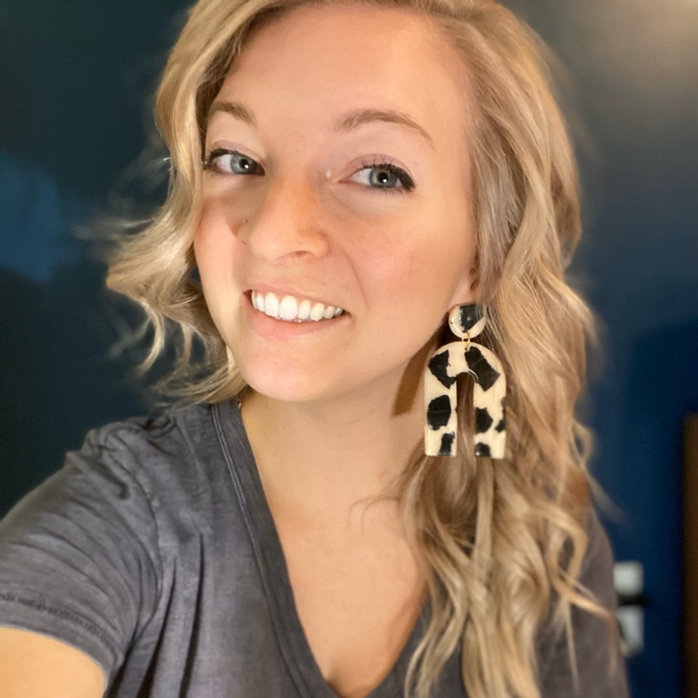 Meet your Posher, Stefanie